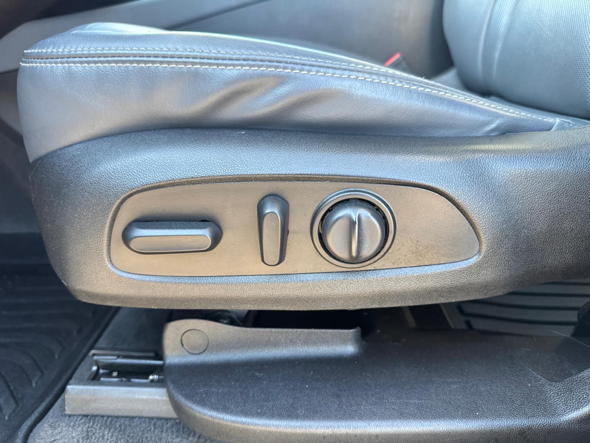 2018 Buick Enclave Essence AWD