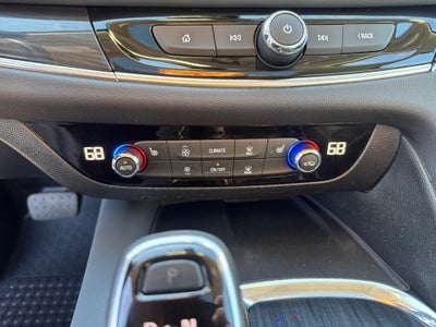 2018 Buick Enclave Essence AWD