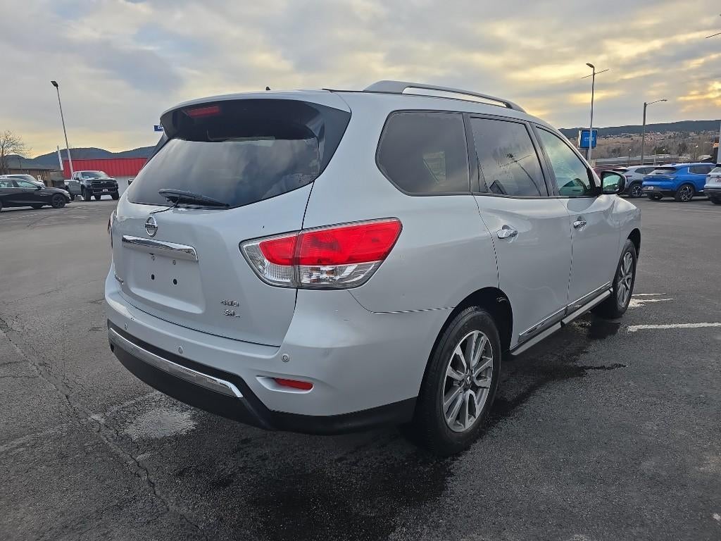 2013 Nissan Pathfinder 4WD 4dr SL