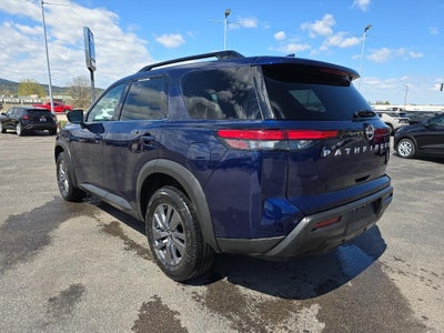2025 Nissan Pathfinder SV 4WD