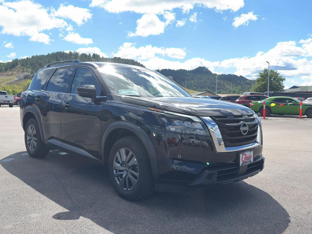2025 Nissan Pathfinder SV 4WD