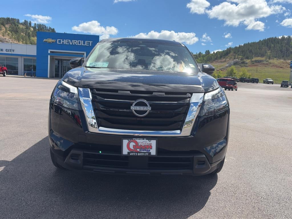 2025 Nissan Pathfinder SV 4WD