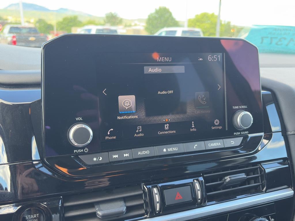 2025 Nissan Pathfinder SV 4WD