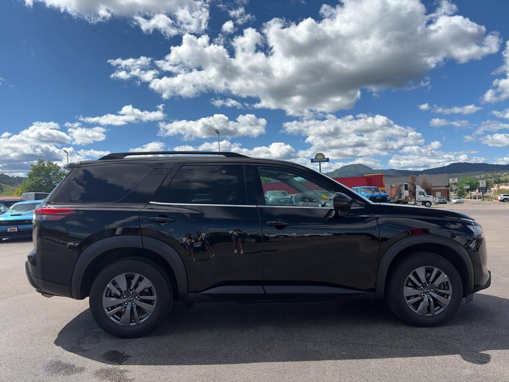 2025 Nissan Pathfinder SV 4WD