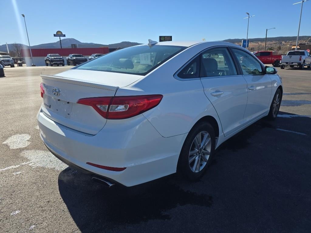 2015 Hyundai Sonata 4dr Sdn 2.4L SE