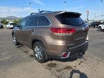 2019 Toyota Highlander Limited Platinum V6 AWD (Natl)