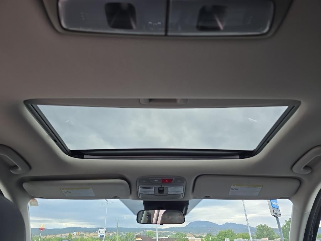 2025 Kia Telluride S - Photo 24