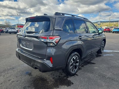 2025 Subaru Forester Premium