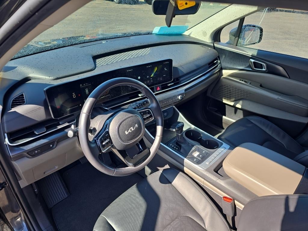 2025 Kia Carnival LXS