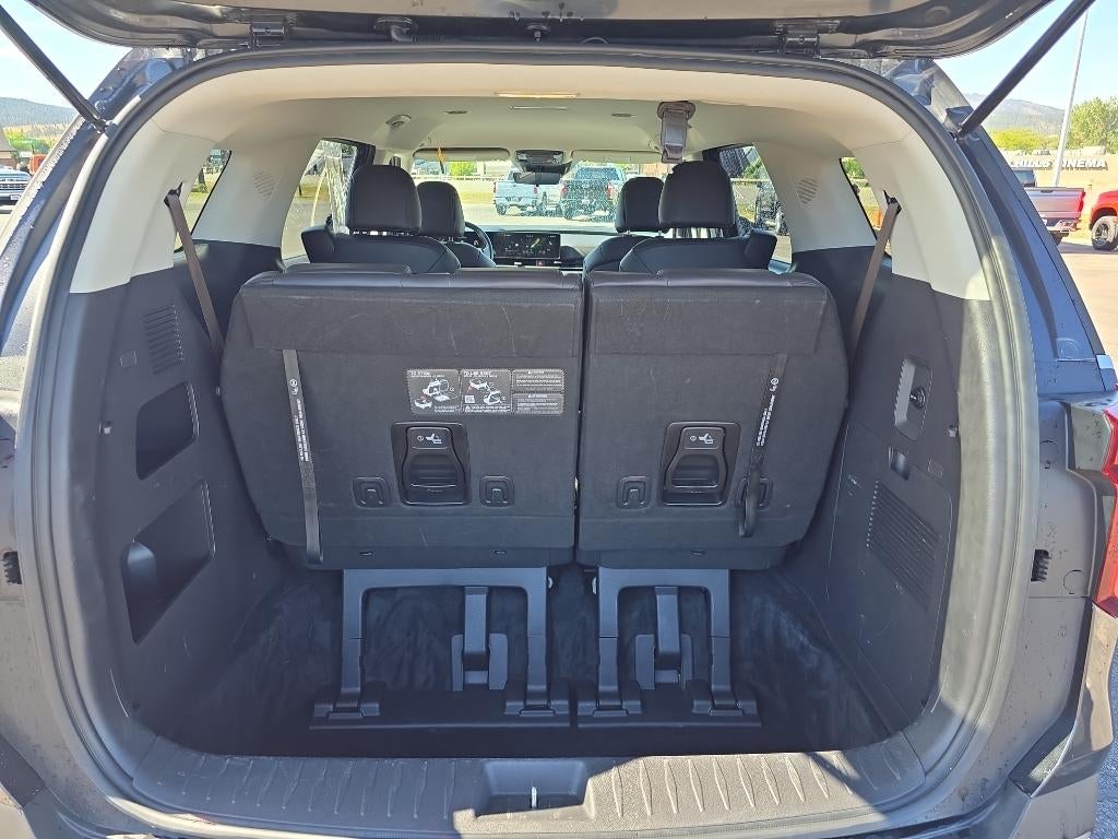 2025 Kia Carnival LXS