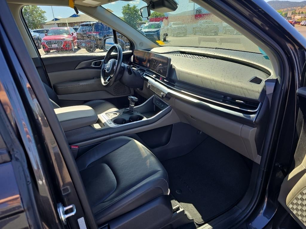 2025 Kia Carnival LXS