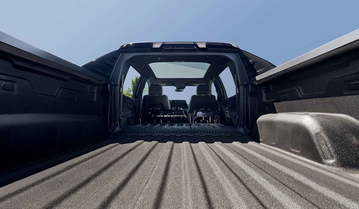 White's Queen City Motors in Spearfish SD